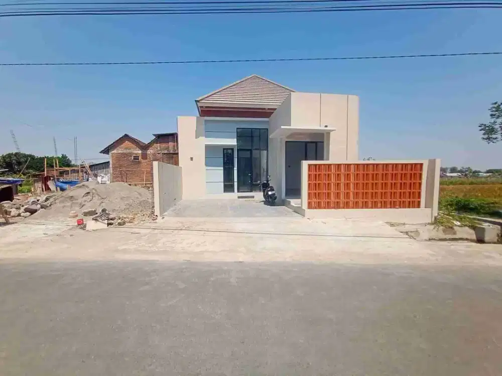 Rumah Baru di Cebongan dekat kantor pemda Sleman, RSA UGM