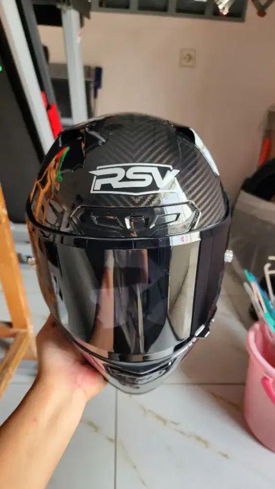 Helm full face RSV Carbone Graphic ukuran S