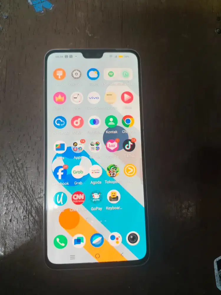 vivo v23 5G (gold)