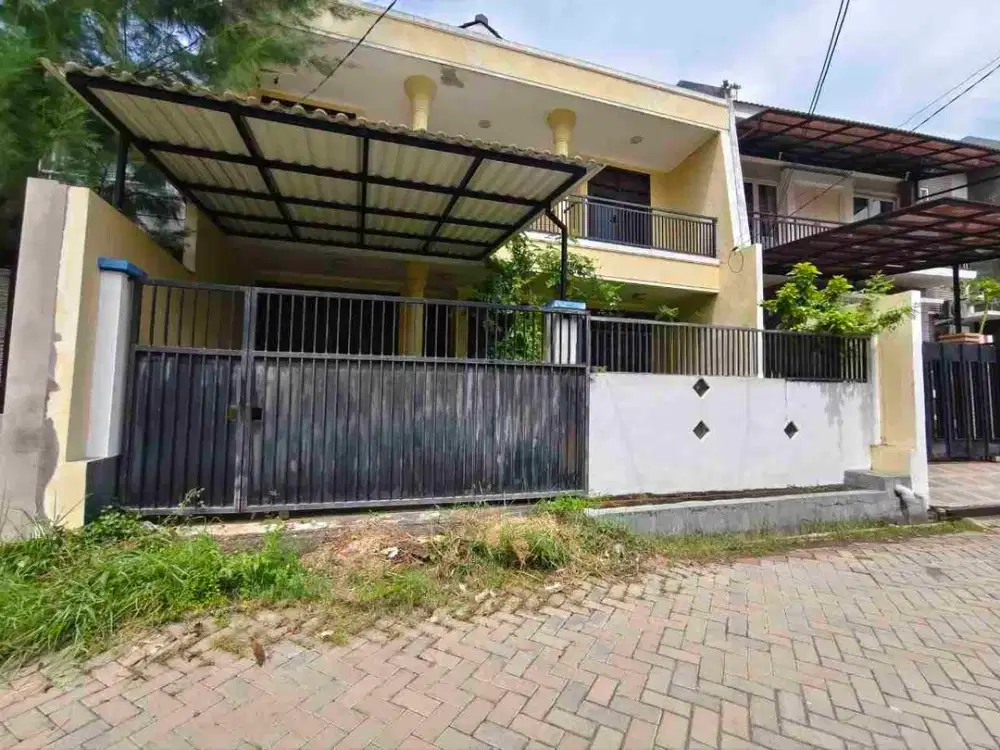 Disewakan Rumah 2Lt Mojoklangru Gubeng Surabaya Bisa Untuk Hunian atau Kantor Dekat Galaxy Mall, ITS, UNAIR, dan dekat Akses Bsinsi Dharmahsada, Stasiun Gubeng dan RSUD Dr Soetomo