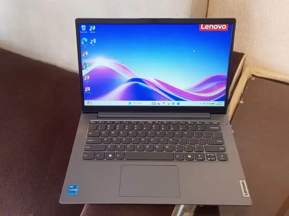 Laptop Lenovo V14 G5, Intel Core i3 Gen 13,Ram 8/512 GB