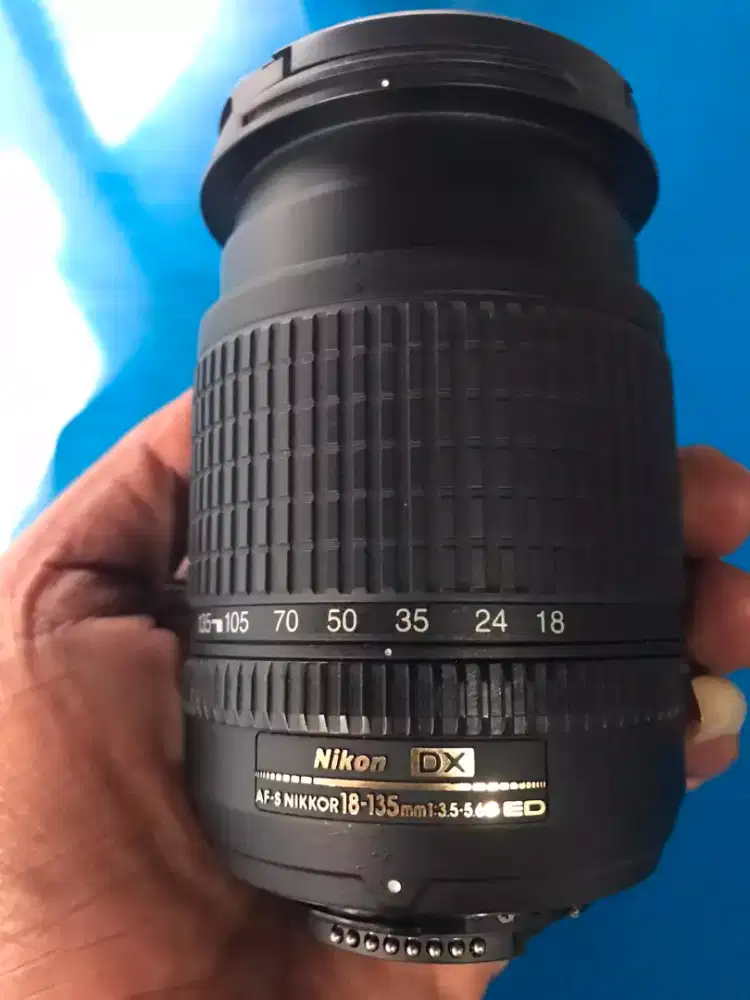 Lensa nikon 18-135