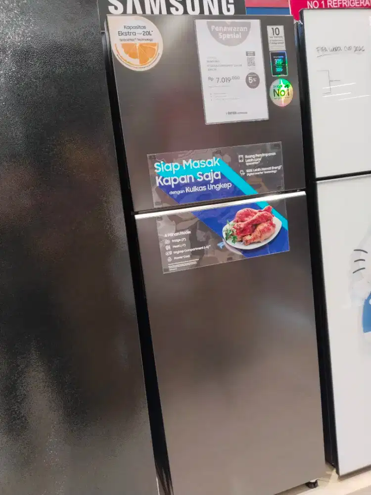 KULKAS SAMSUNG 2 PINTU KAPASITAS 305LTR
