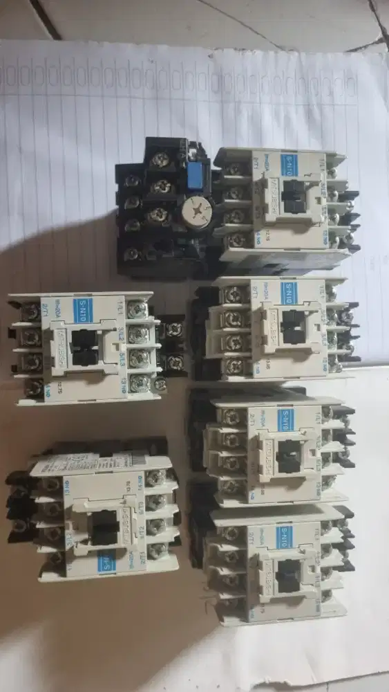 Di jual kontaktor Mitsubishi SN 10 20A 110v,220v,380v