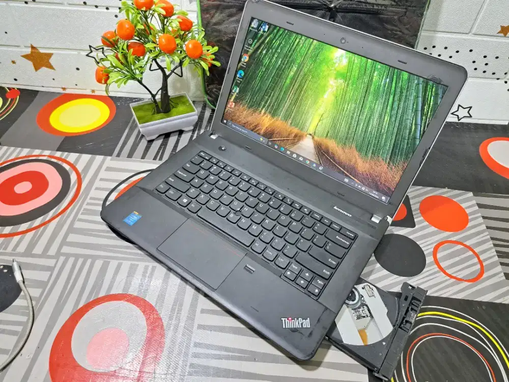 Core i3 ram 8 hdd 500 siap pakai