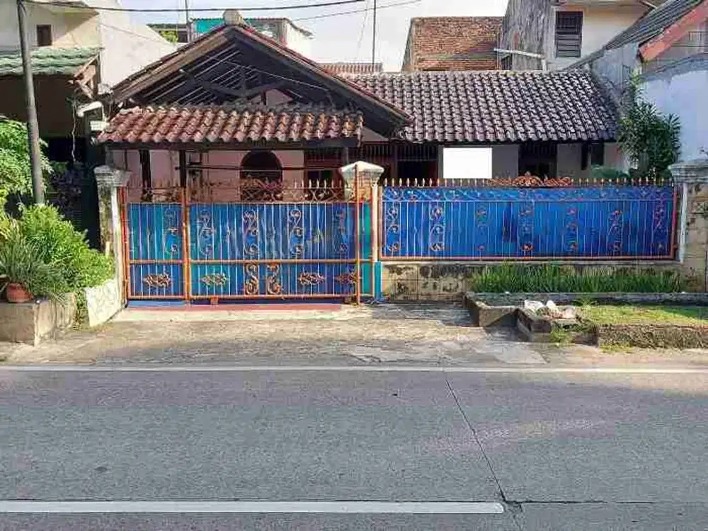 DIJUAL RUMAH STRATEGIS DI PRUMNAS JAKARTA TIMUR