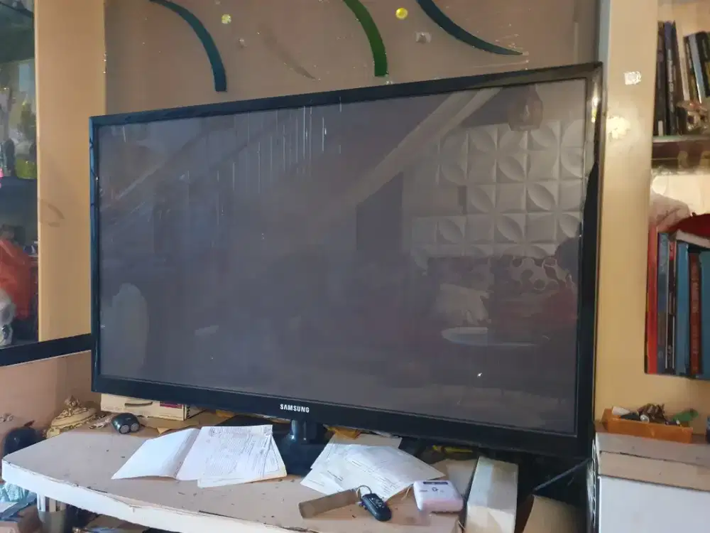 Jual TV 50 inc kondisi mati