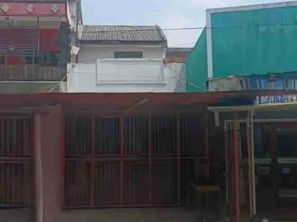 Ruko Siap Pakai pinggir jalan di Mutiara Gading Timur Bekasi