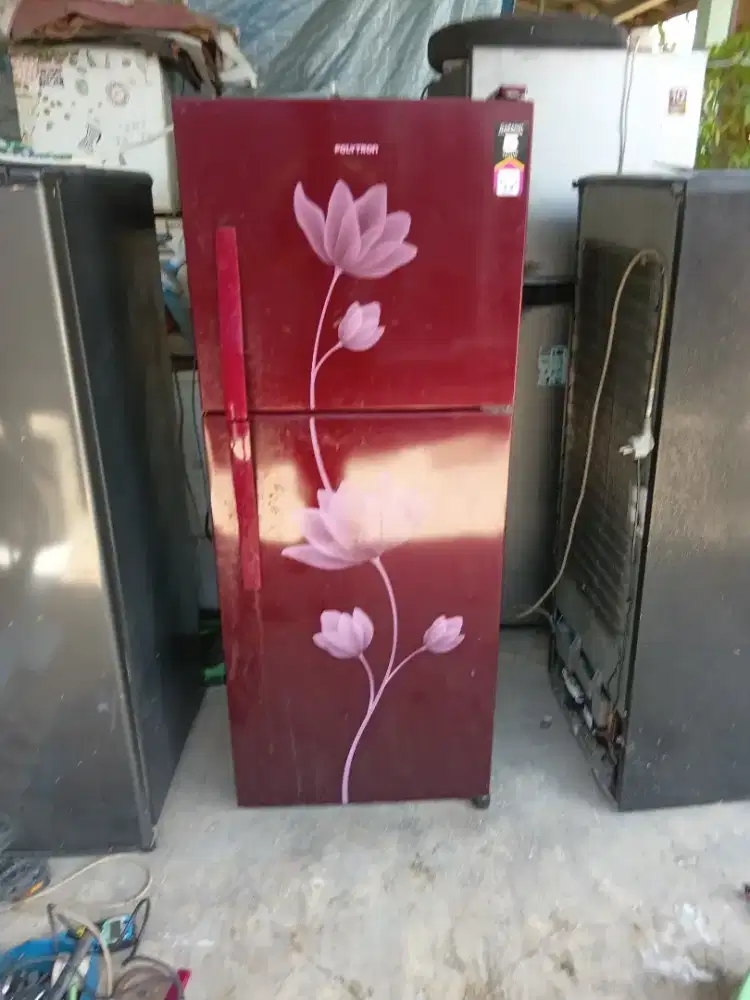 Kulkas 2 pintu polytron
