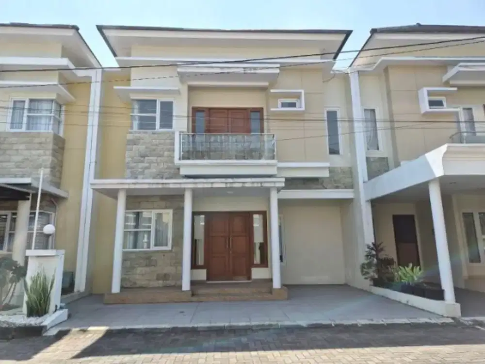 LT 140 JL AM SANGAJI JL MONJALI RUMAH DALAM PERUMAHAN MLATI DEKAT UGM, TUGU JOGJA, JCM JL MAGELANG, MALIOBORO, POGUNG, PANDEGA, JL KALIURANG, PALAGAN