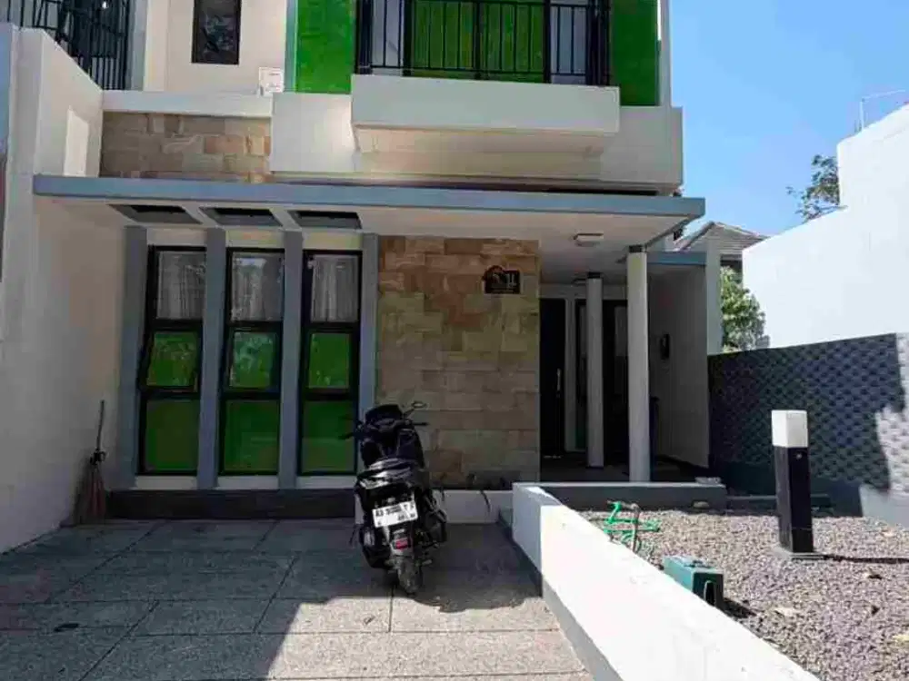 Dijual Rumah 2 Lantai kokoh model minimalis di BNR