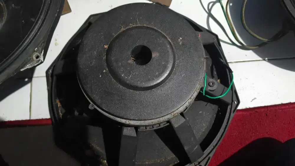 FOR SALE SPEAKER