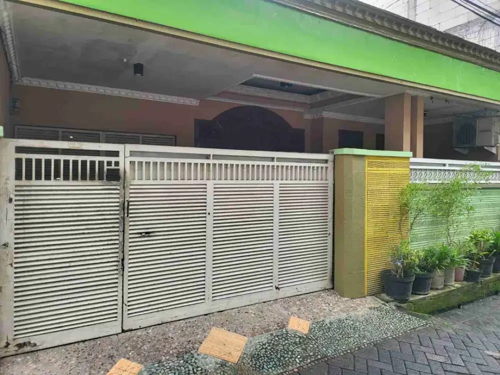 DI JUAL RUMAH

JLN  : POGOT VI NO 24
KEL. : TANAH KALI KEDINDING 
KEC. : KENJERAN 
KAB  : SURABAYA