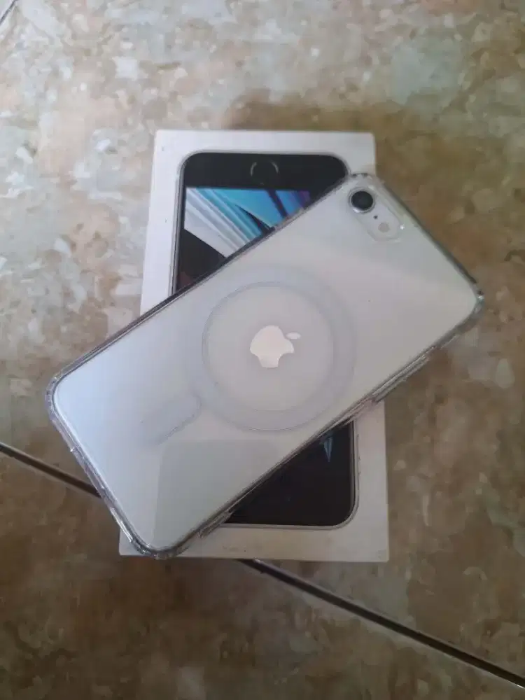 Iphone se2 64GB IBOX