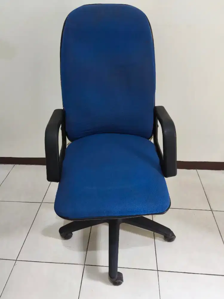 Kursi Kerja Warna Biru