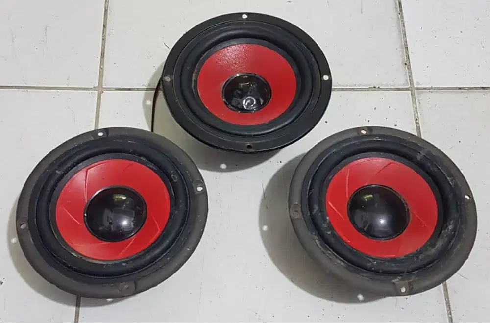 3bh Speaker/Woofer 51/2 inch,O8I3IO7 55OOO,fungsi normal,semua 75rbNET