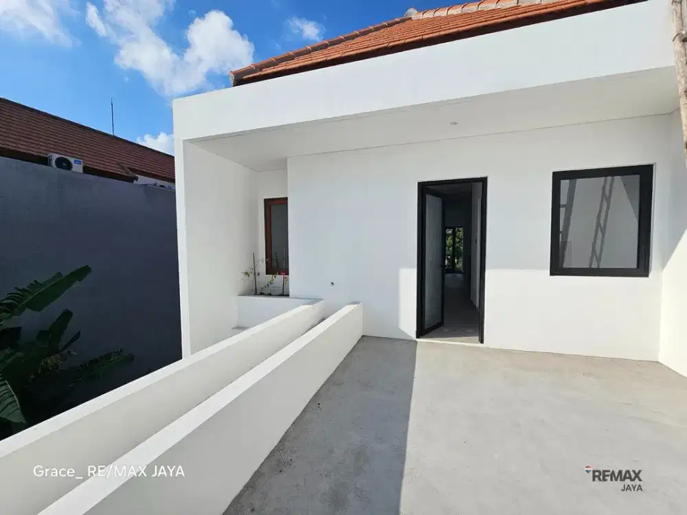 Rumah Baru dalam komplek Dijual di Ubung, dekat Taman Rama School