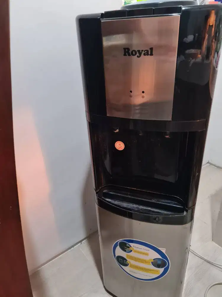Royal Dispenser Galon Atas RCM327TLIX (Bekas)