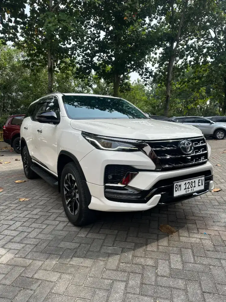 Toyota Fortuner GR sport 2.4 AT 2021 km Low