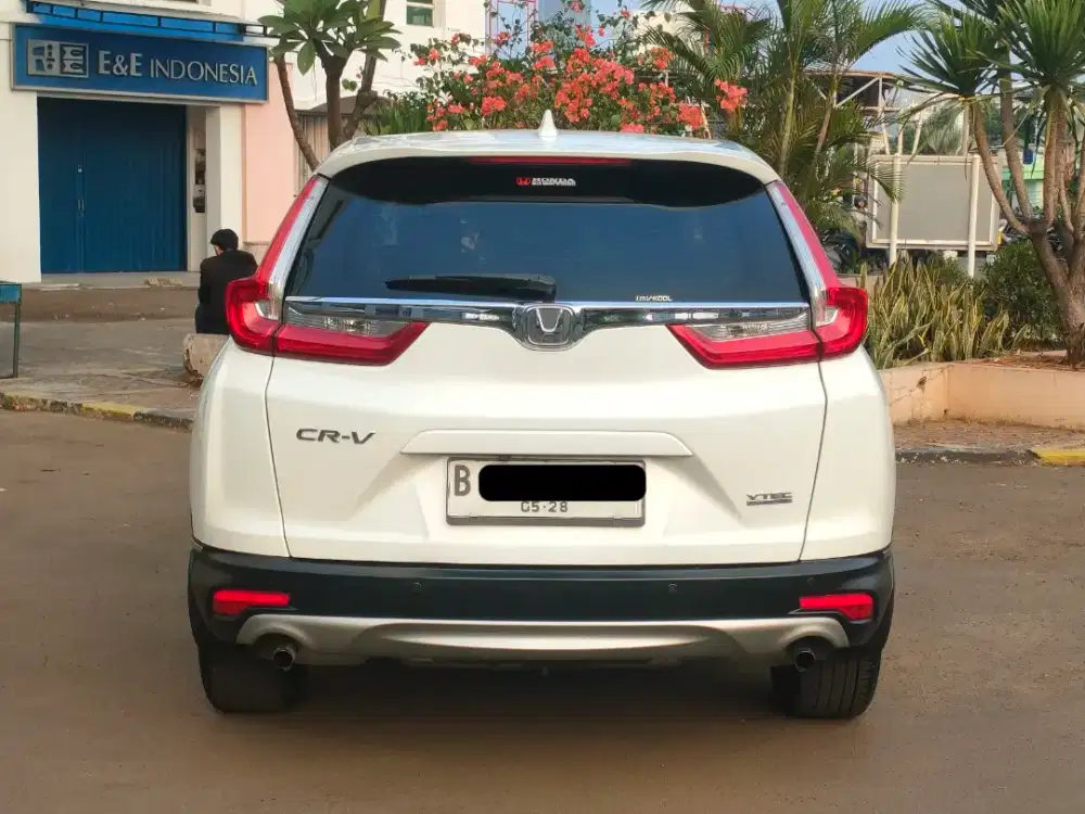 Honda CRV Turbo 2018 Matic ISTIMEWA