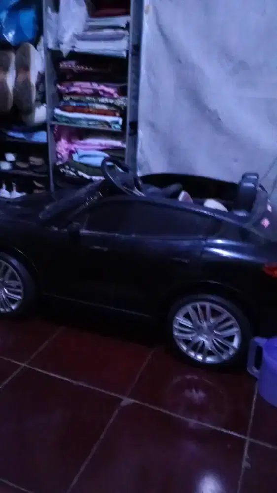 Mobil aki anak anak