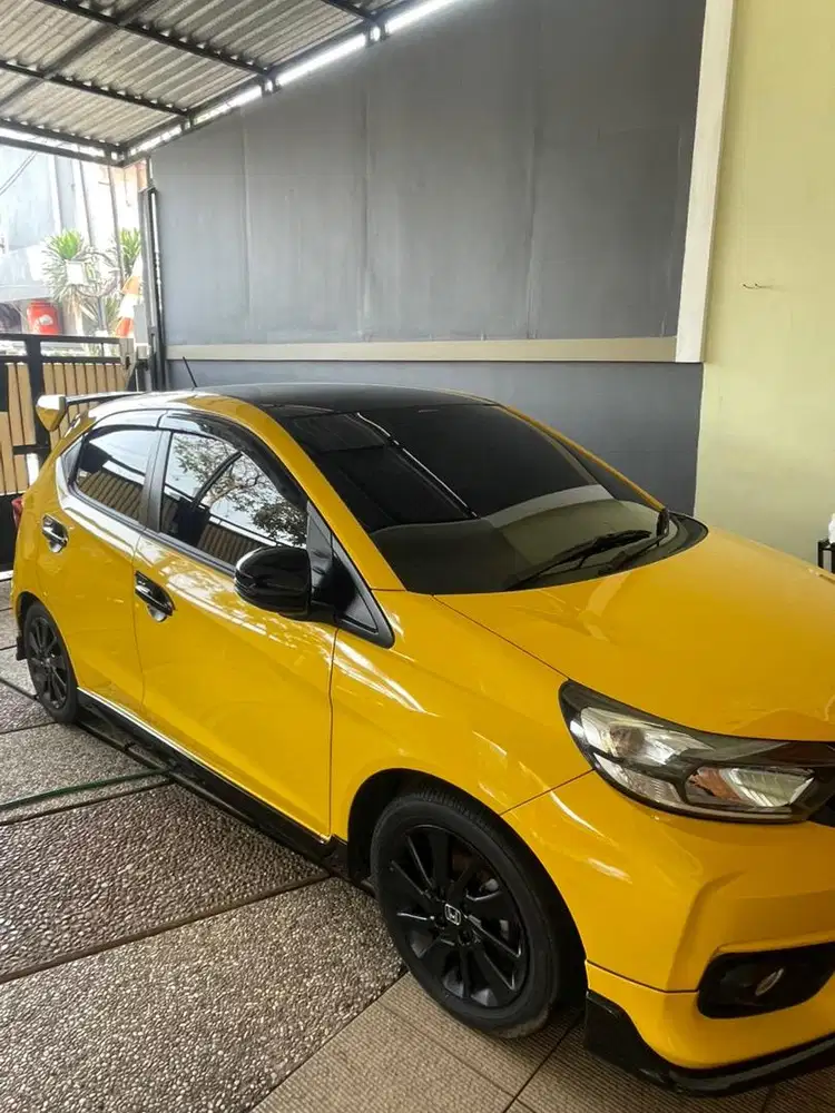 Honda BRIO RS Urbanite
