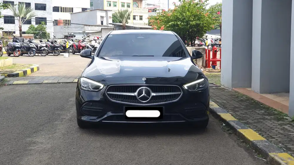 Km 29rb mercedes benz mercy c200 avantgarde line 2022 hitam