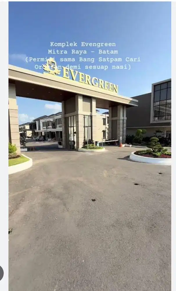 Di jual Evergreen blok F2 no 21 (depan club house)