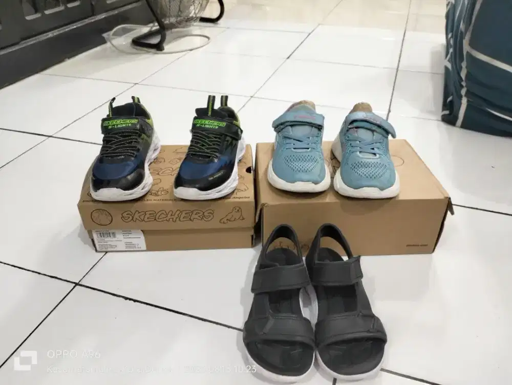 Sepatu skechers S-Light , sandal skechers D-Llught, sepatu diadora