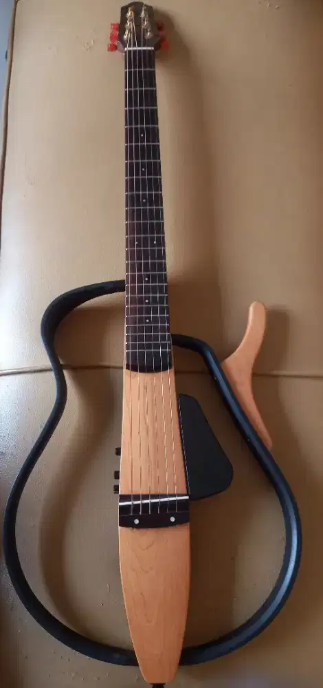 Gitar akustik elektrik Yamaha Silent SLG 100S