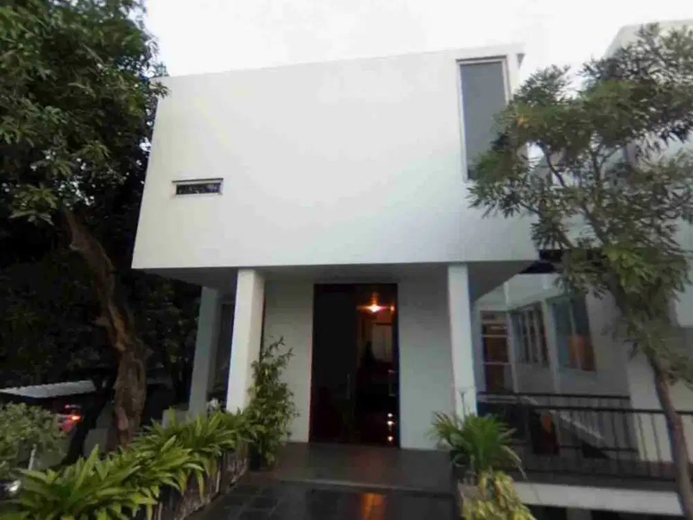 sewa rumah siap huni townhouse kemang kolonie residence Jaksel