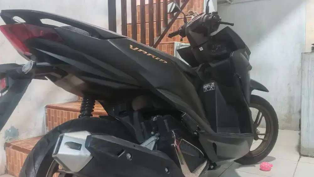 VARIO 125 CBS ISS (OVER)
