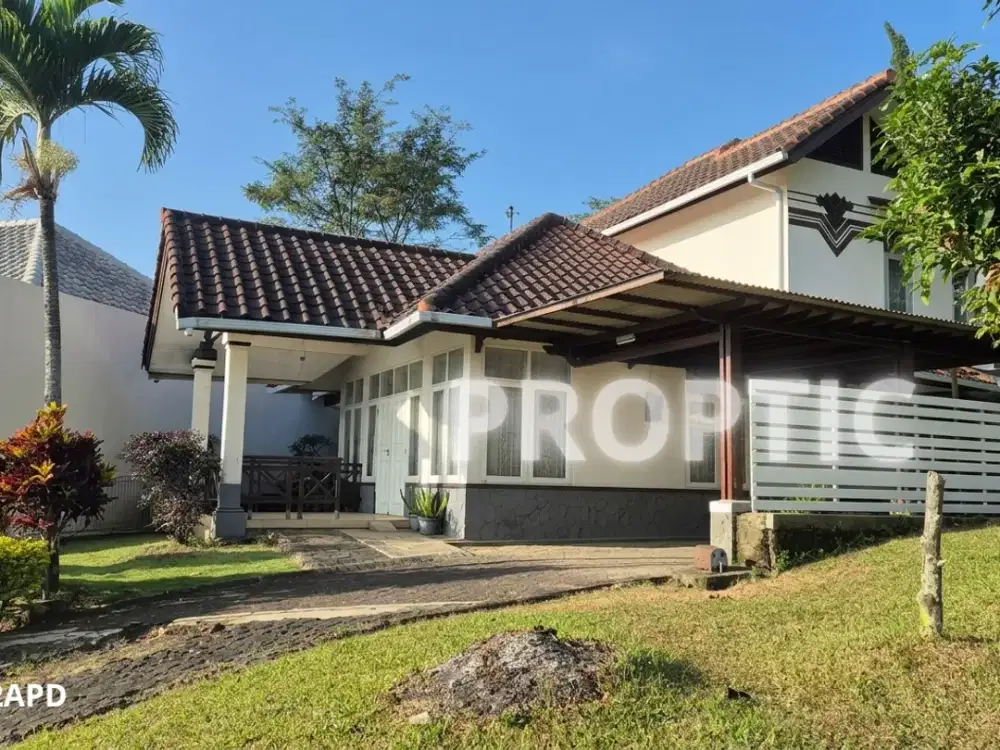 Rumah 2 Lantai Sisir Batu - CRM272APD