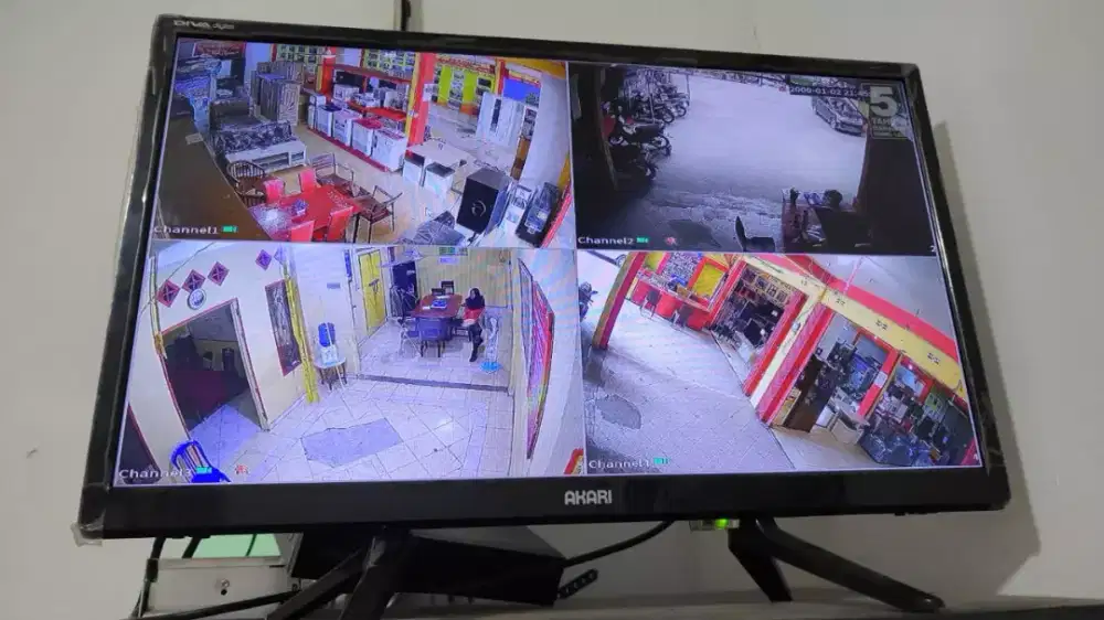 PROMO CCTV PRAKTIS BISA MENDETEKSI PERGERAKAN ORANG DAN BERSUARA
