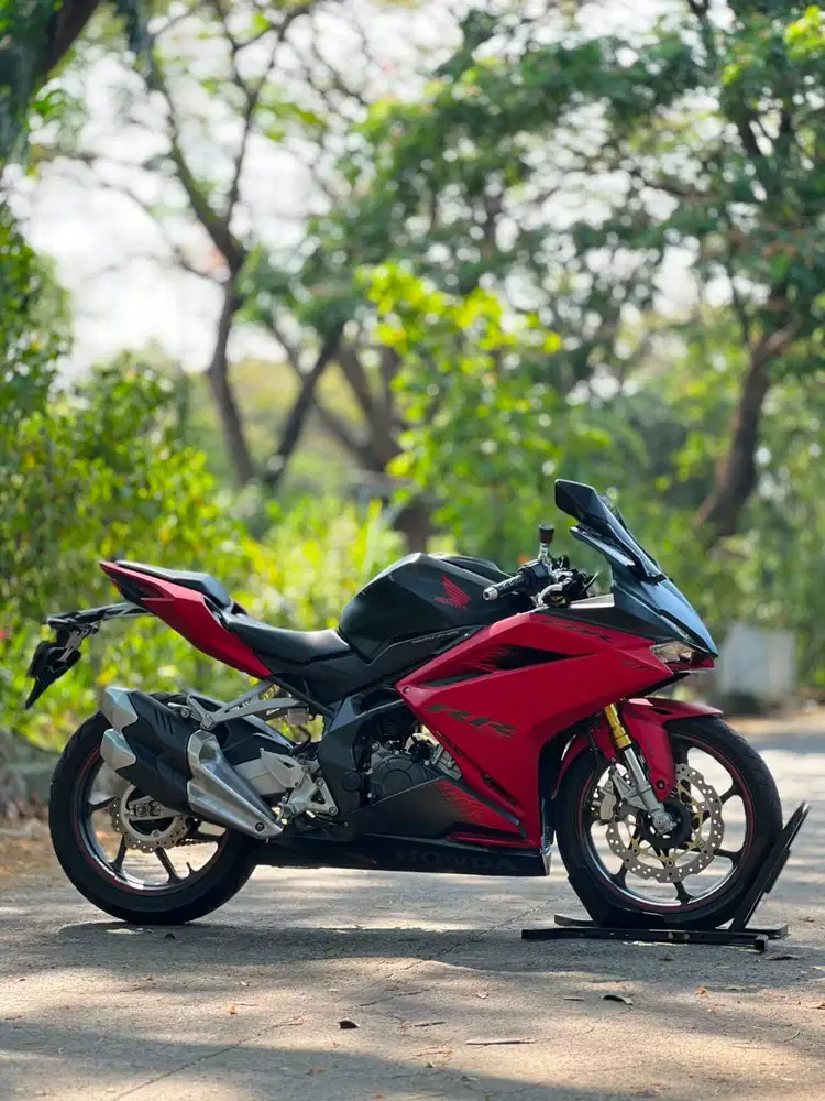 HONDA NEW CBR250RR ABS SP MERAH HITAM 2021 KM LOW PAJAK ON LIKE NEW