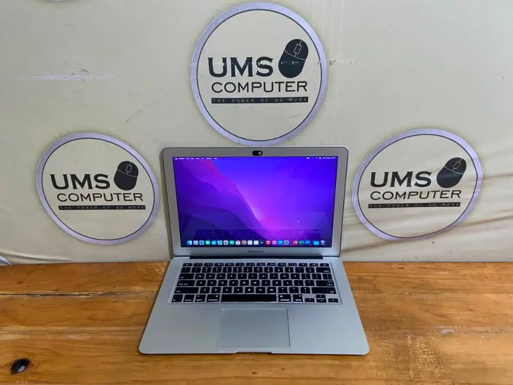 MacBook Air 2017 INTEL Core i5 RAM 8GB SSD 128GB Intel HD Graphics