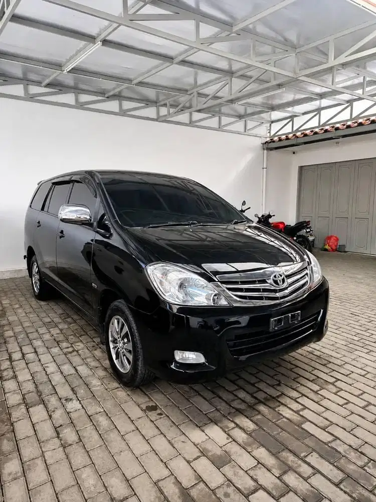 Terawat Innova E MT 2009