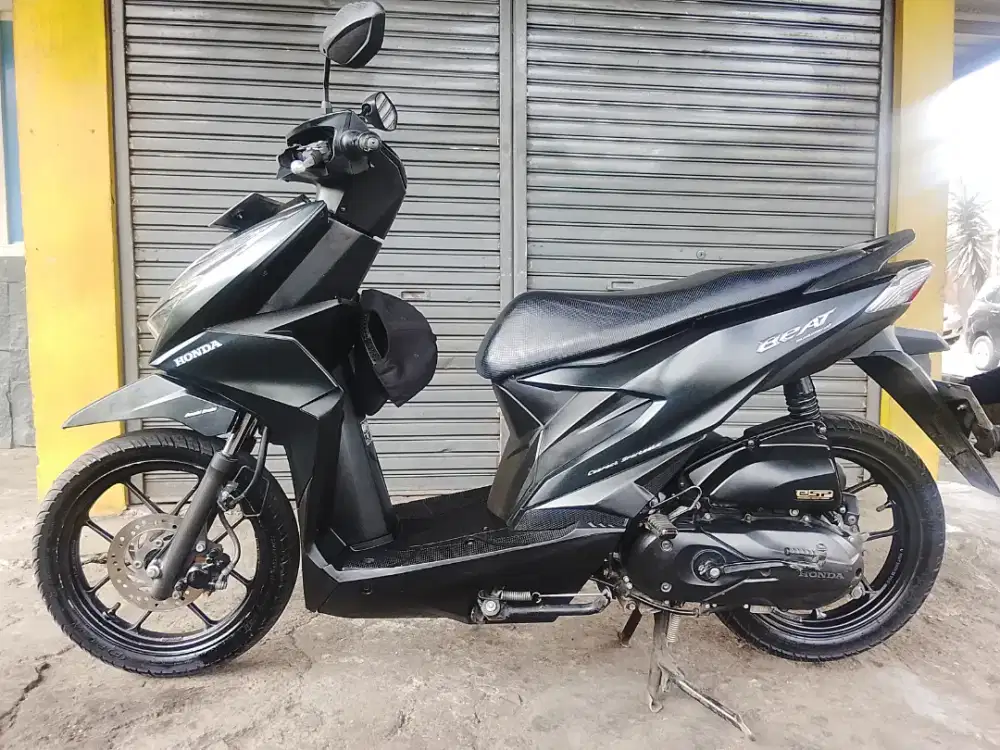 Beat Deluxe CBS ISS Charger 2022 Mulus Istimewa
