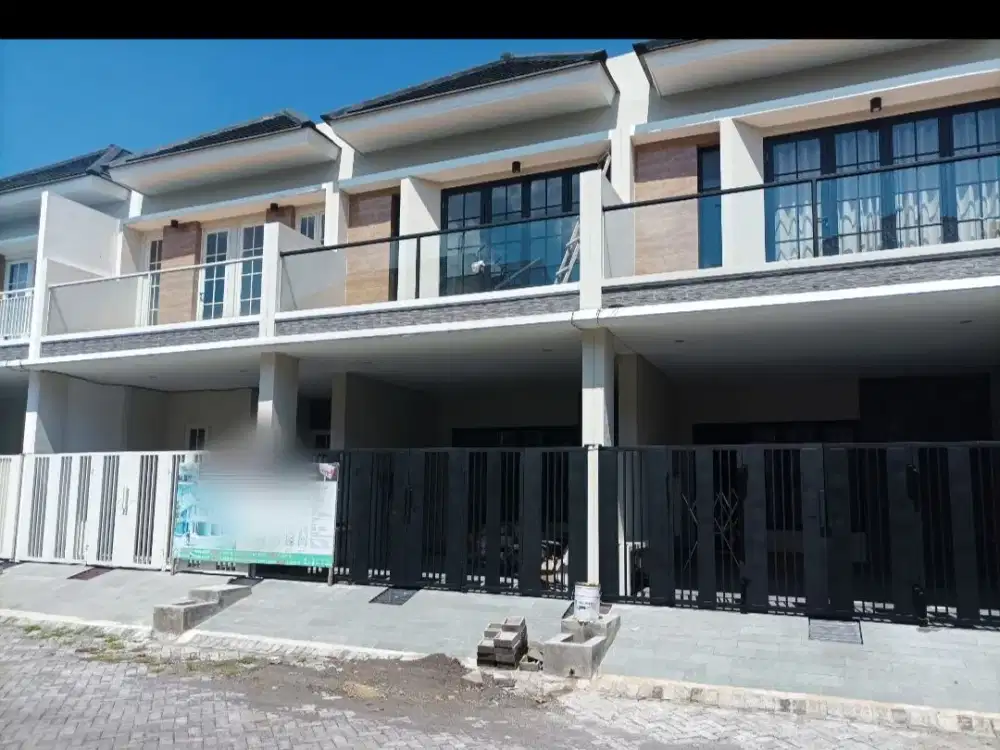 Rumah Baru di Ketintang dekat Royal Plaza
