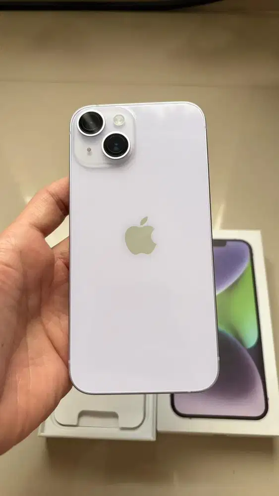 Iphone 14 lavender 256 gb bea cukai mulus 98 %992