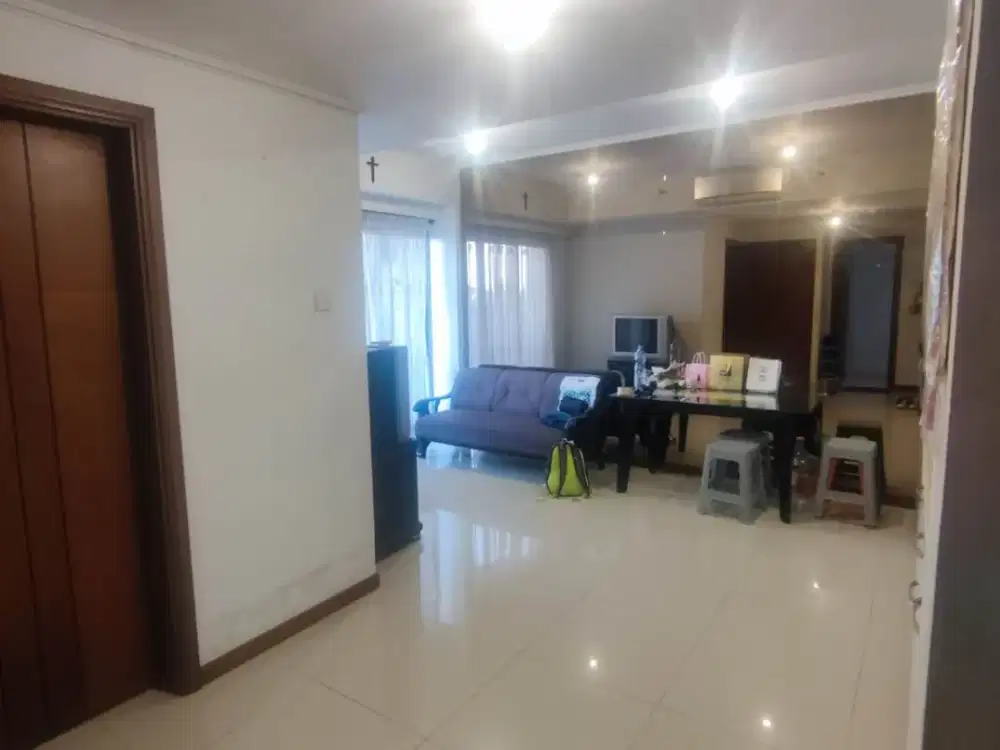 FOR SALE! Apartemen Waterplace, Tower F Lantai Rendah - 2BR, Semi Furnished