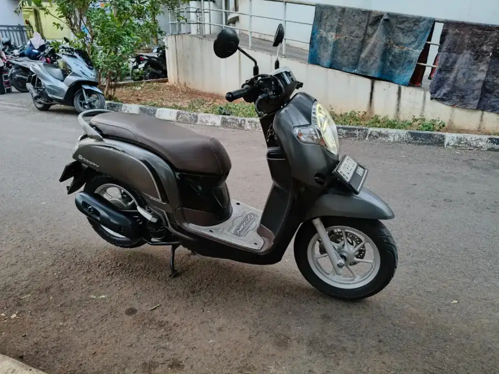 Honda Scoopy 110 PGM-FI Tahun 2017