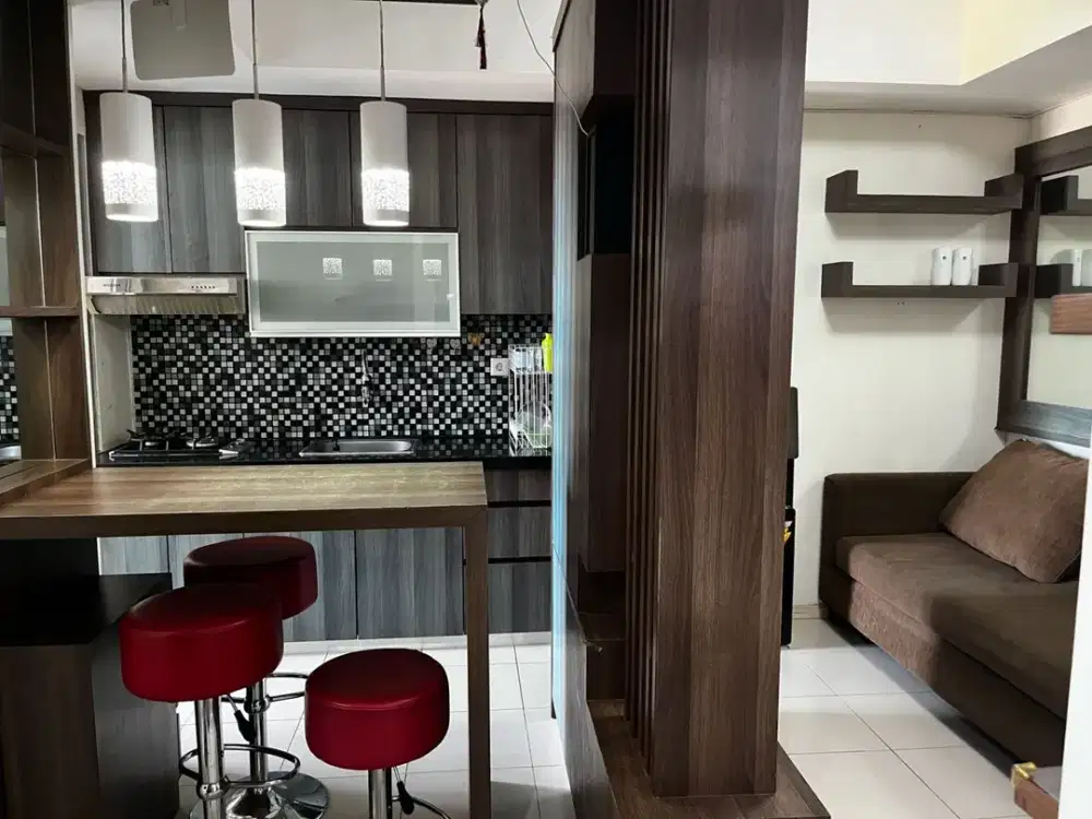 Disewakan 2 Bedroom Full Furnished Siap Huni Lantai Rendah Apartemen Green Lake Sunter