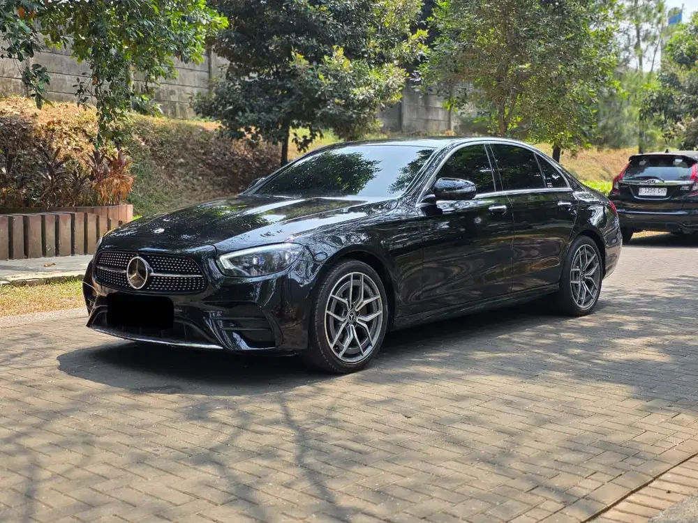 MERCEDES-BENZ E 300 A/T 2023