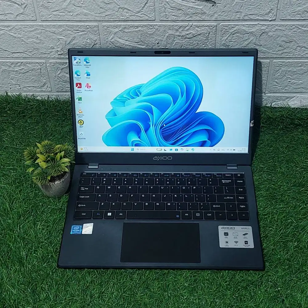 AXIOO HYPE 1 INTEL CELERON N4020 RAM 4GB SSD 128GB