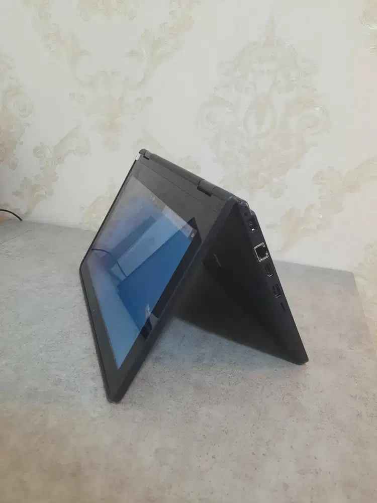 LAPTOP MURAH LENOVO ThinkPad Yoga 11e Intel Core m3-7Y30 RAM 8GB