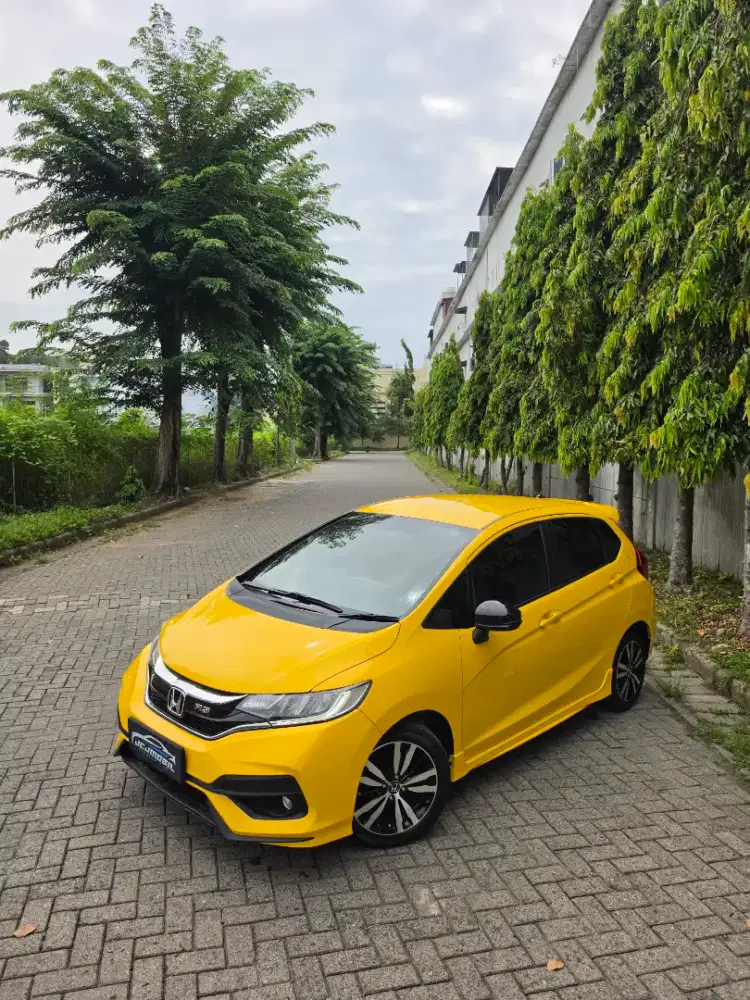 Honda jazz gk5 rs facelift 2020 m/t yellow