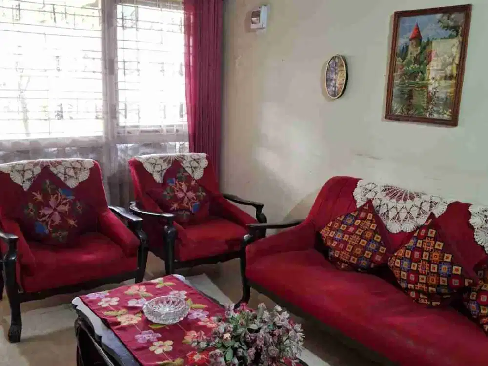 Termurah Rumah Hitung Tanah di Jalan Raya Kartini, Surabaya Pusat