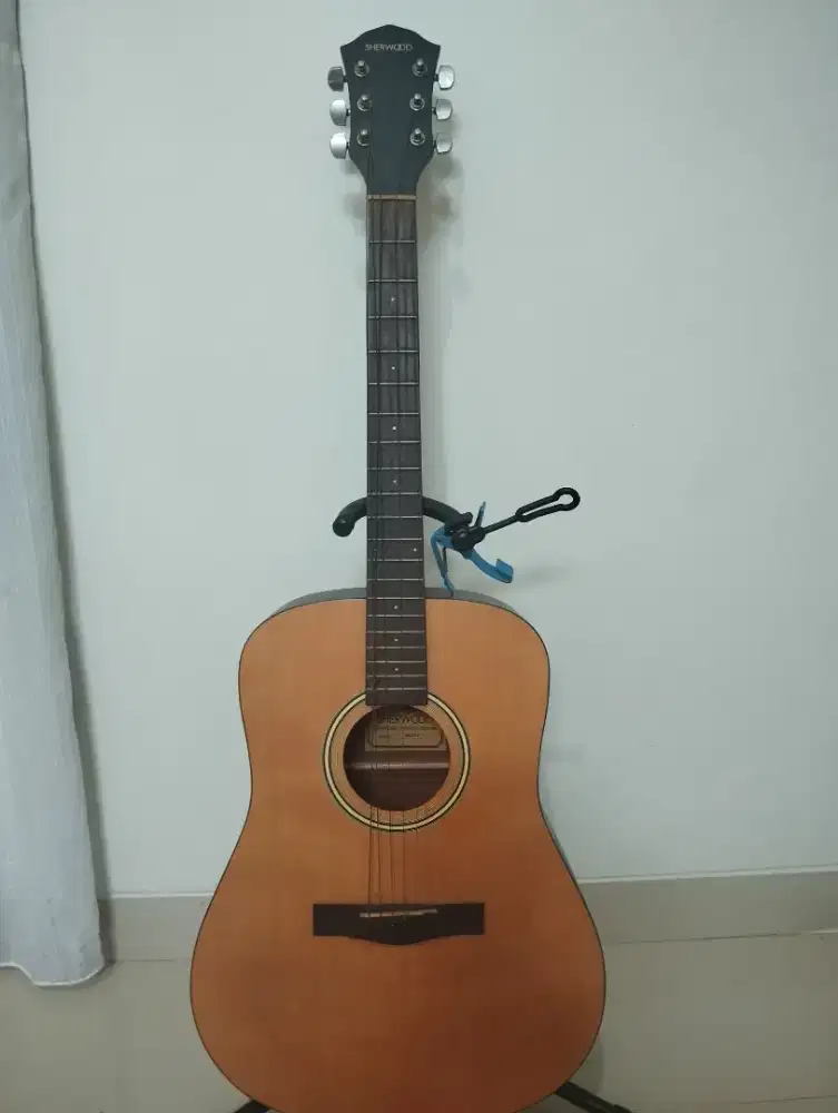 Dijual Gitar Akustik Merk SHERWOOD TIPE SA 1712  (Made In Korea)