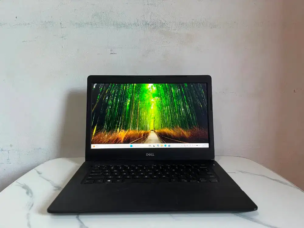 Laptop Dell Latitude 3490
